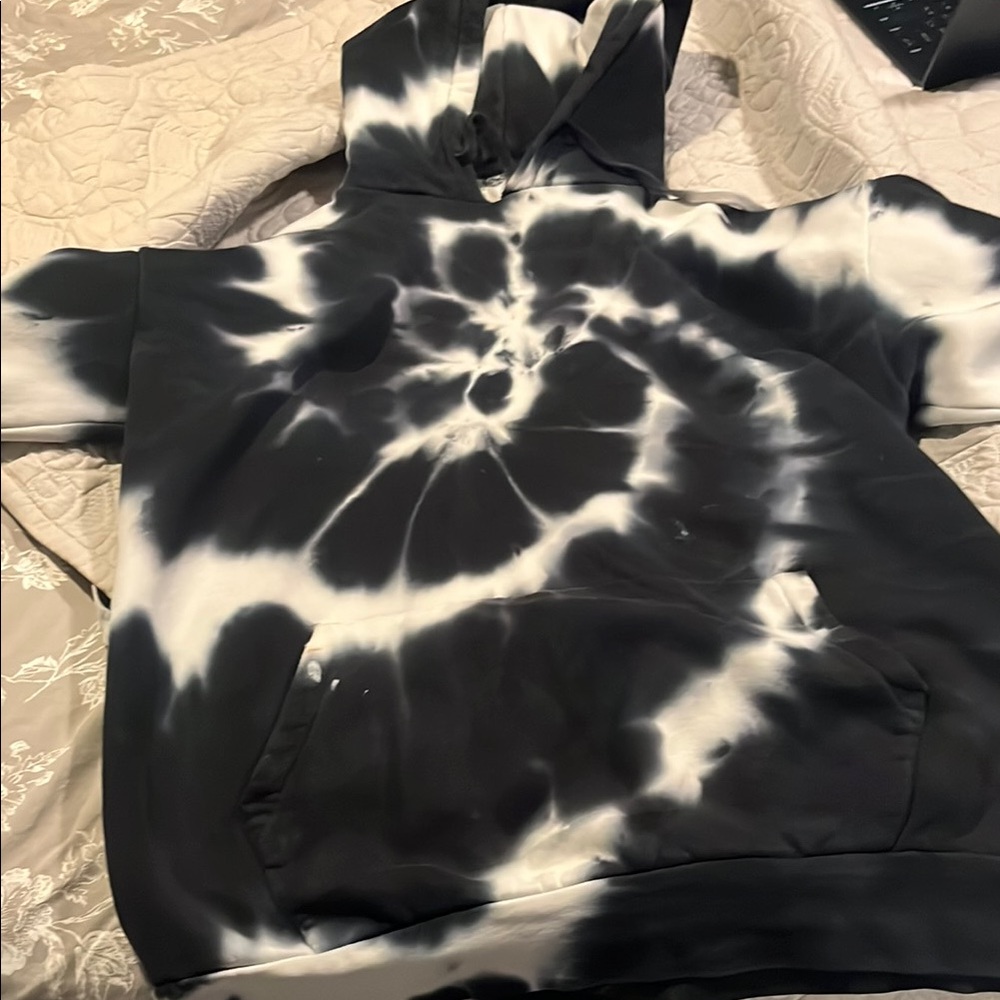 Zine Clothing Black and White Tie-Dye Hoodie